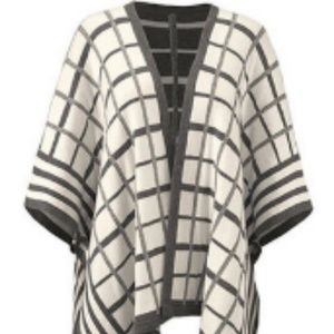 Cabi Reversible Tower Wrap NWT